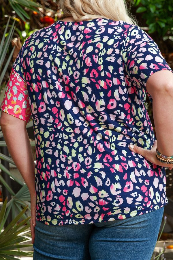 Plus Size Leopard Colorblock Short Sleeve Top - Image 2