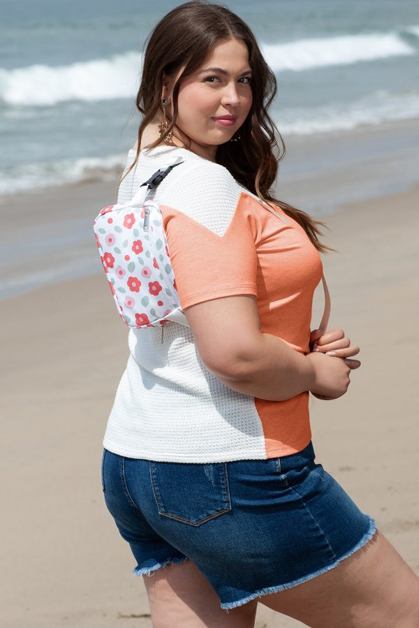 White Plus Size Colorblock Waffle Knit Tee - Image 3