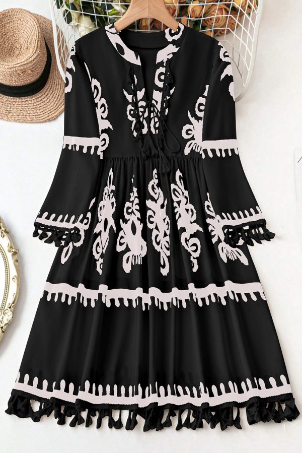 Black Plus Size Western Floral Print Fringed V Neck Dress - Image 2