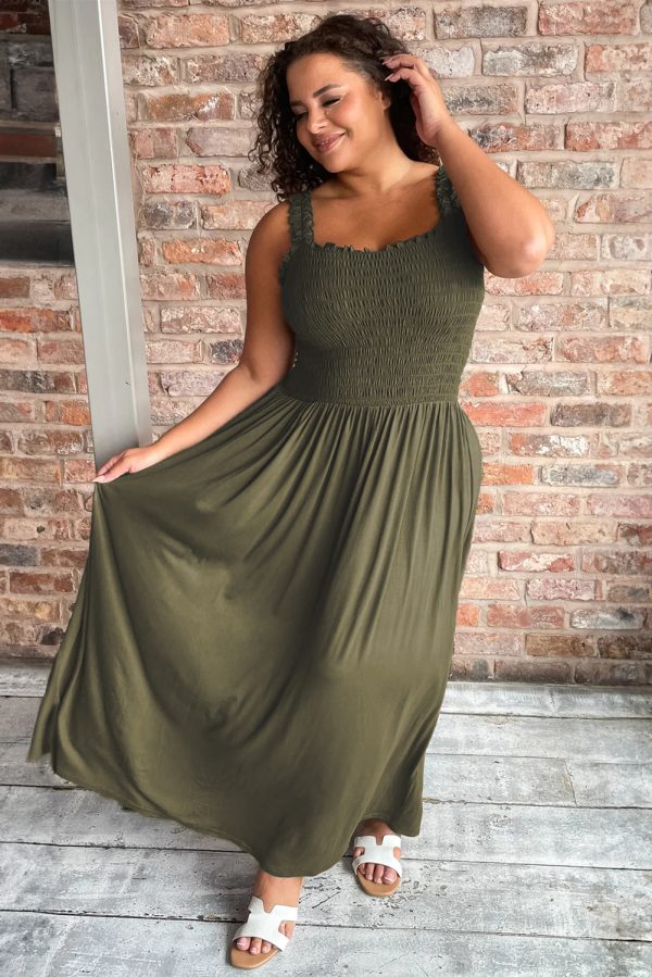 Jungle Green Shirred Bust Sleeveless Plus Size Maxi Dress - Image 3