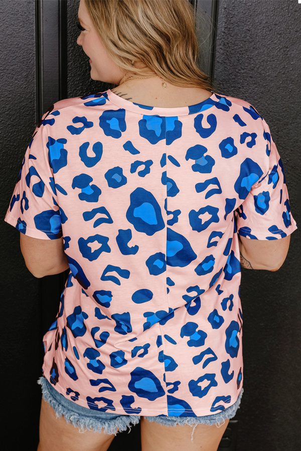 Pink Leopard Print V Neck Plus Size Tee - Image 2