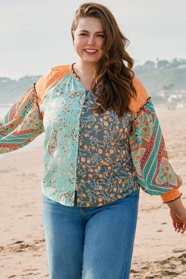 Green Floral Patchwork Lantern Sleeve Buttoned V Neck Plus Size Blouse - Image 7